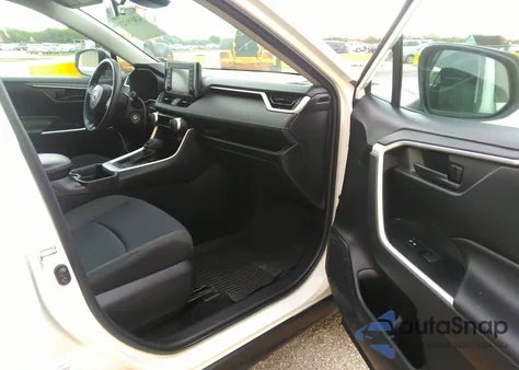 2021 Toyota Rav4 Le z USA, uszkodzony, nr VIN 2T3F1RFV7MC244892